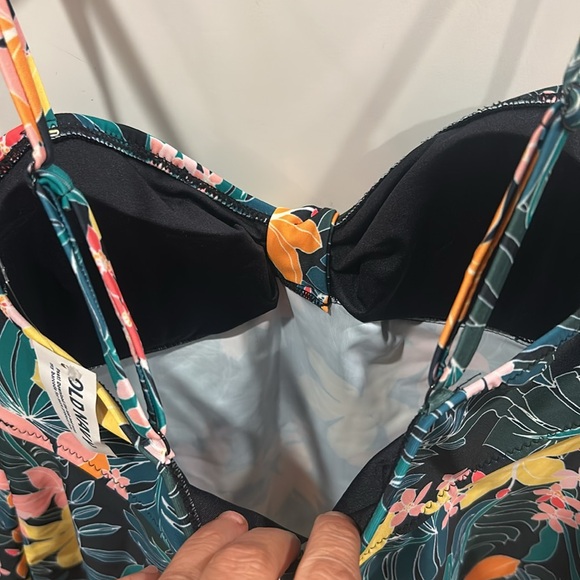 Old Navy Floral Tankini swim suit - Picture 8 of 12